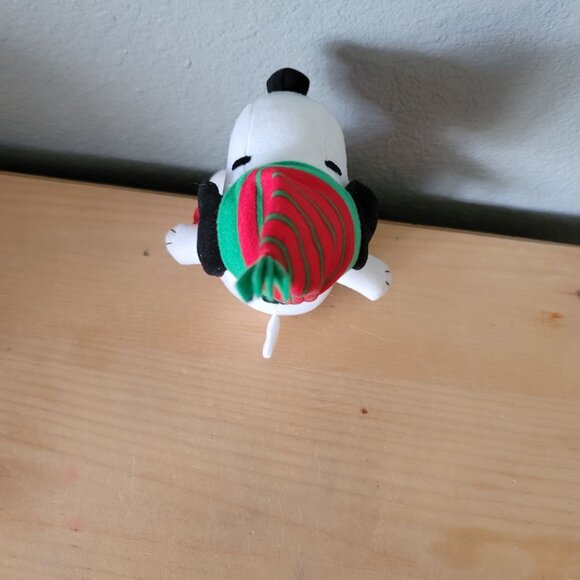 Peanuts Snoopy Plush With Holiday Hat & Scarf Whitmans Candies - Picture 2 of 8